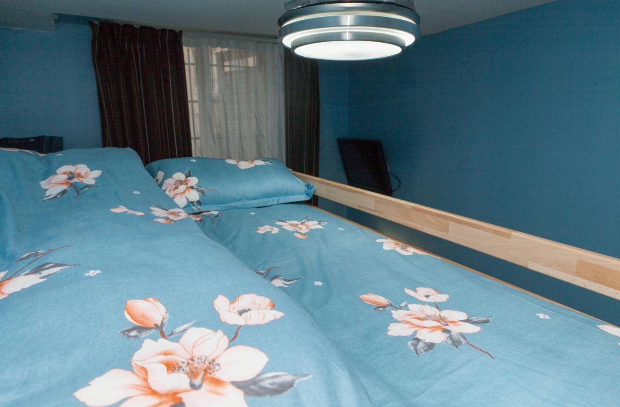 Club246 Paris Saint Martin Bed & Breakfast Ngoại thất bức ảnh