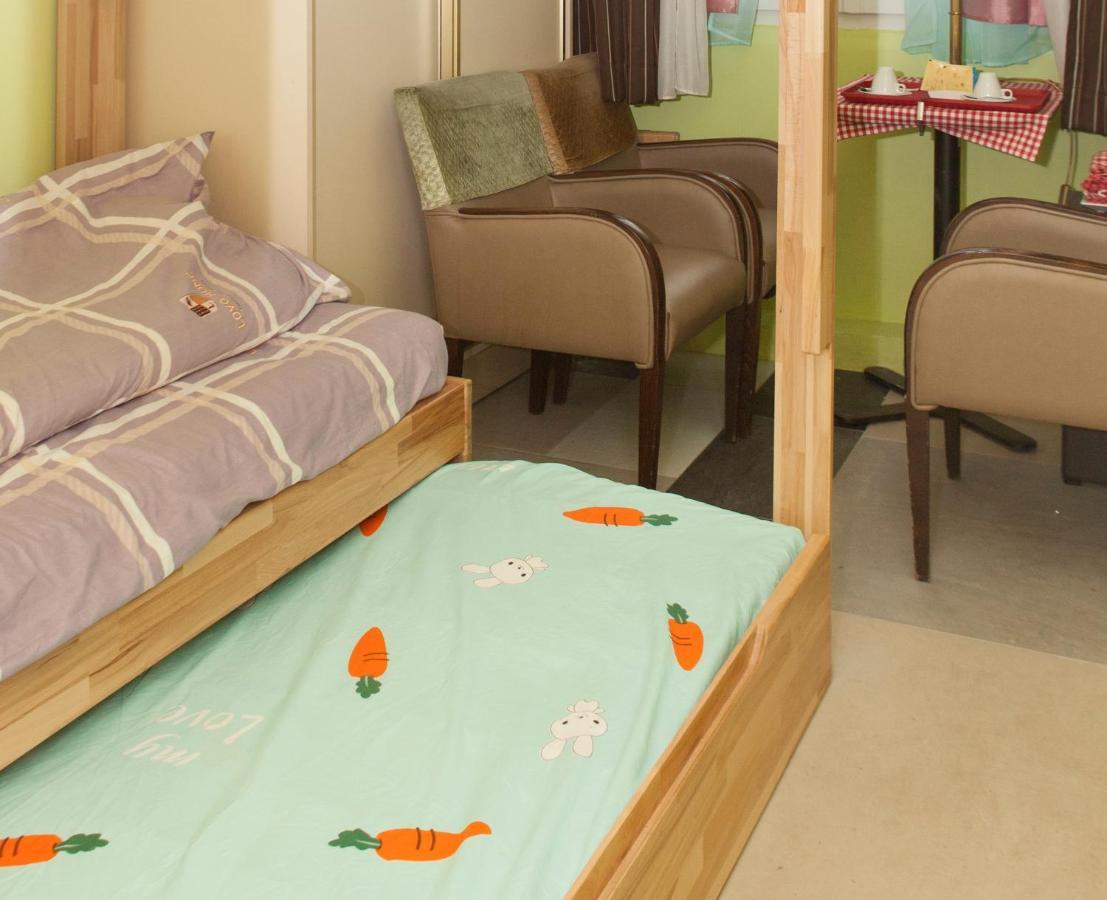 Club246 Paris Saint Martin Bed & Breakfast Ngoại thất bức ảnh